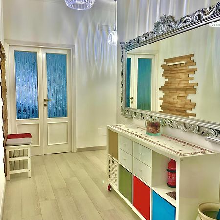Appartamento Grace'S Mirror Roma Esterno foto